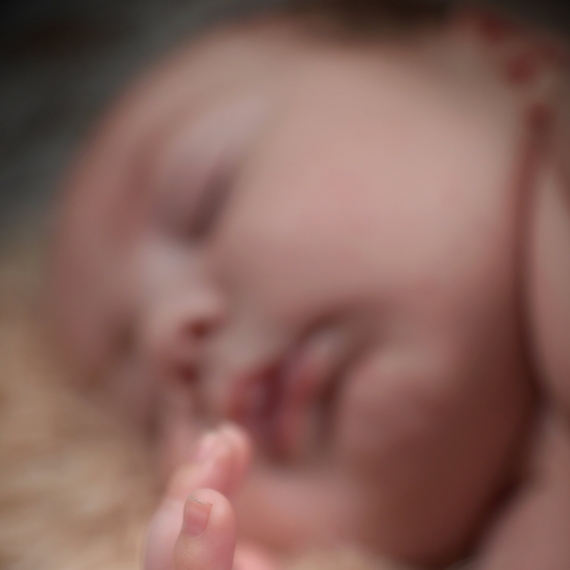 Бебета и новородени
